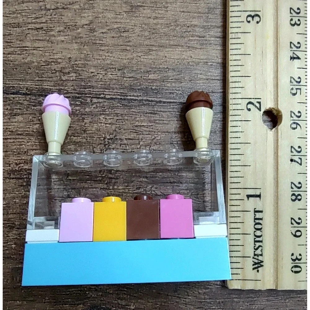 Lego Junior 10684 Supermarket Grocery Store Ice Cream Counter  Cone Display Case